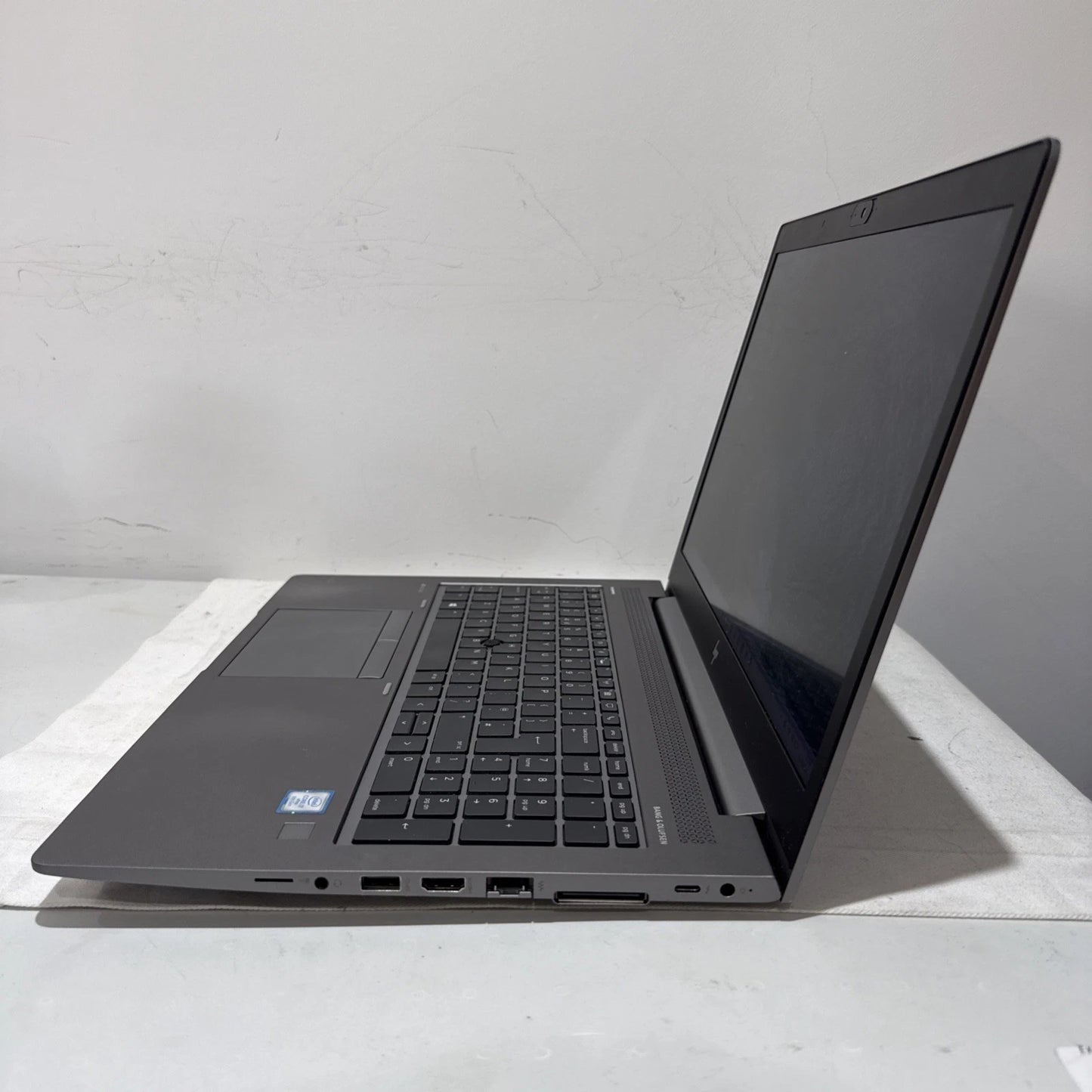 HP ZBook 15U G5 15-inch (2018) - Core i7 - Gen 8 (U) -  QWERTY - English -Refurbished